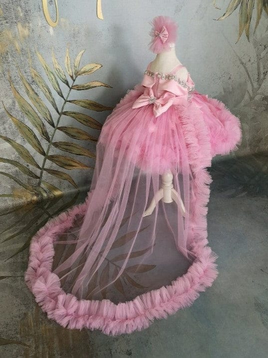 Sunnypetal Pink Off-Shoulder 3D Butterfly Knee-Length Flower Girl Dresses with Detachable Train