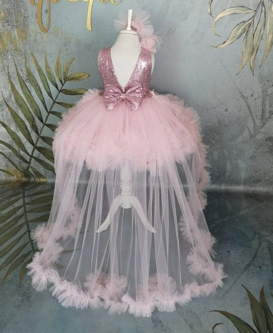 Sunnypetal Pink Sleeveless V Back Puff Tulle Flower Girl Dresses with Detachable Train