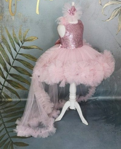 Sunnypetal Pink Sleeveless V Back Puff Tulle Flower Girl Dresses with Detachable Train