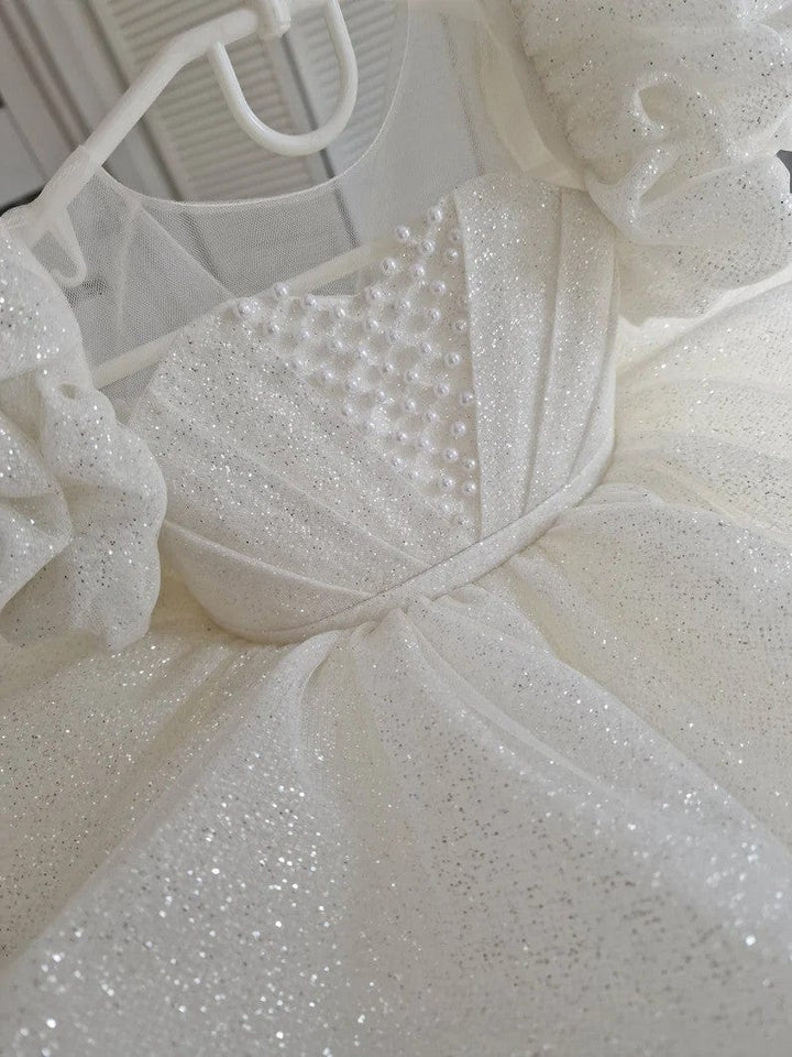 Sunnypetal Puffy Glitter White Knee-Length Tutu Dress with Pearls and Puff Sleeves