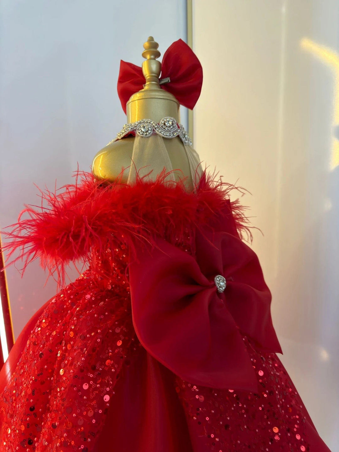 Sunnypetal Red Puffy Feathers Sequin Wedding Pageant Prom Flower Girl Dresses