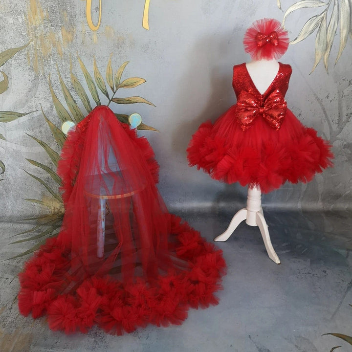 Sunnypetal Red Sleeveless Sequin Flower Girl Princess Dresses with Detachable Train