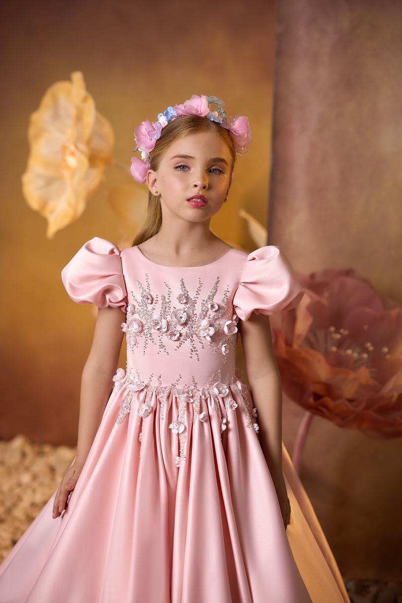 Sunnypetal Royal Blossom Puff-Sleeve Flower Girl Gown with Elegant Train