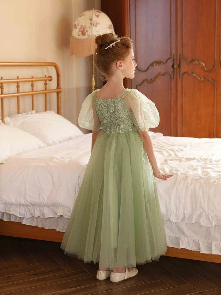 Sunnypetal Sage Green A-Line/Princess V-Neck Puff Sleeves Tulle Flower Girl Dresses