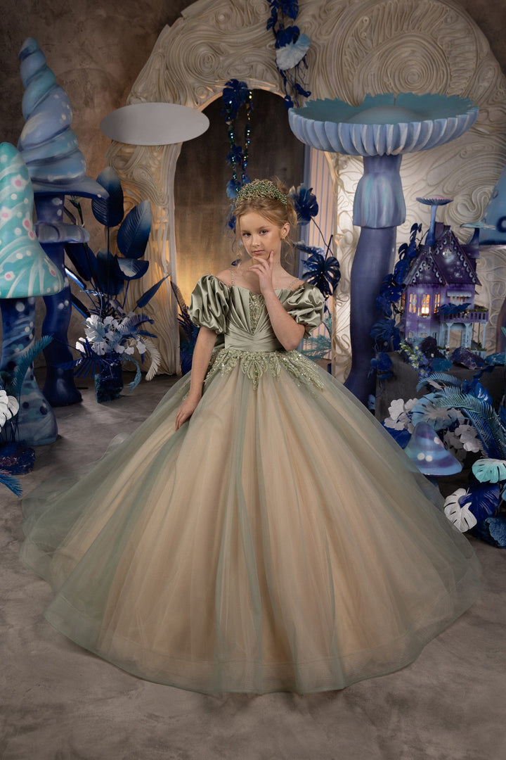 Sunnypetal Sage Green Off-Shoulder Satin Pleated Sleeves Bow Long Ball-Gown Dresses with Train