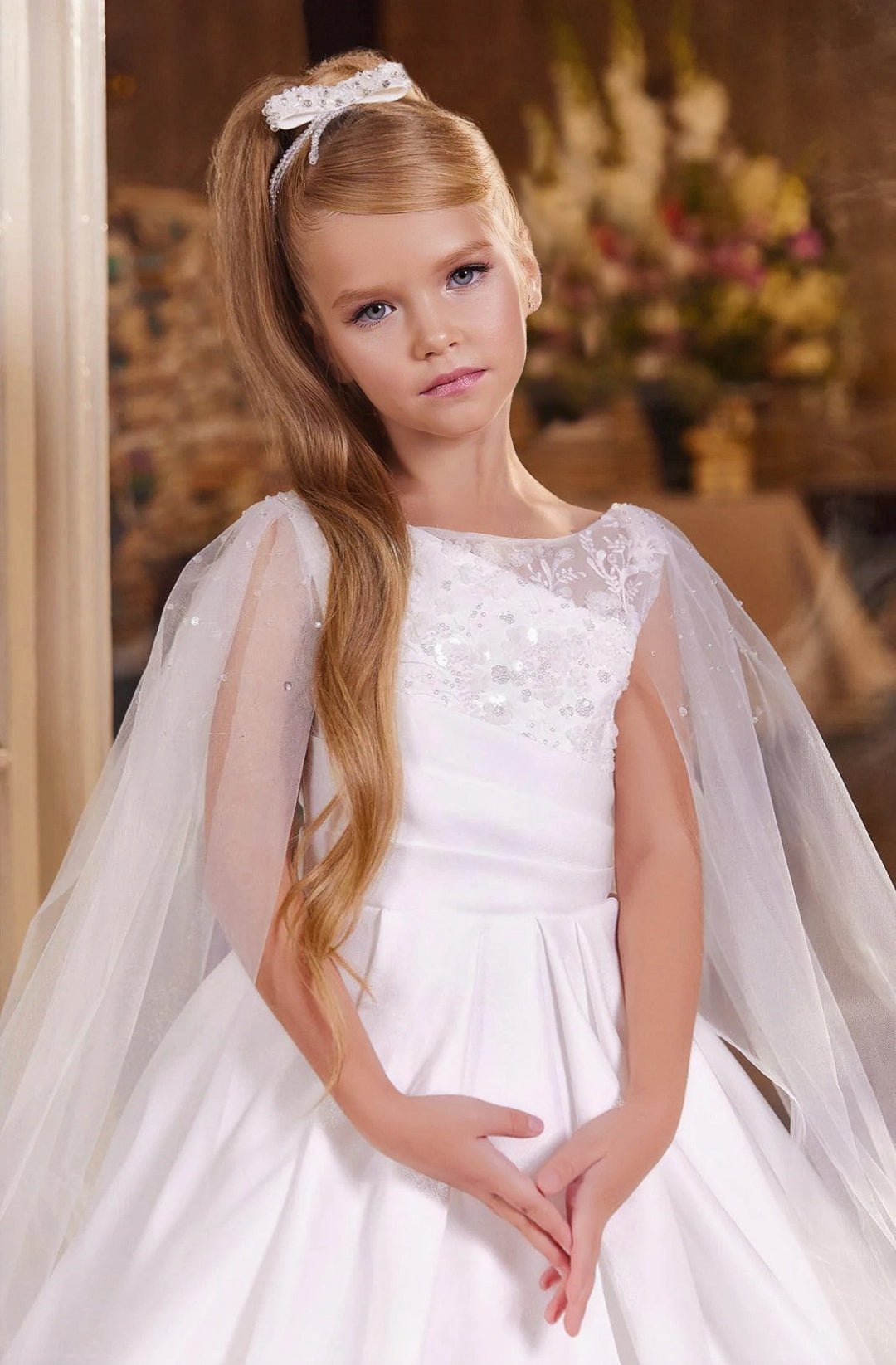 Sunnypetal Shiny Satin Lace Bodice Ball Gown Flower Girl Dresses for Wedding