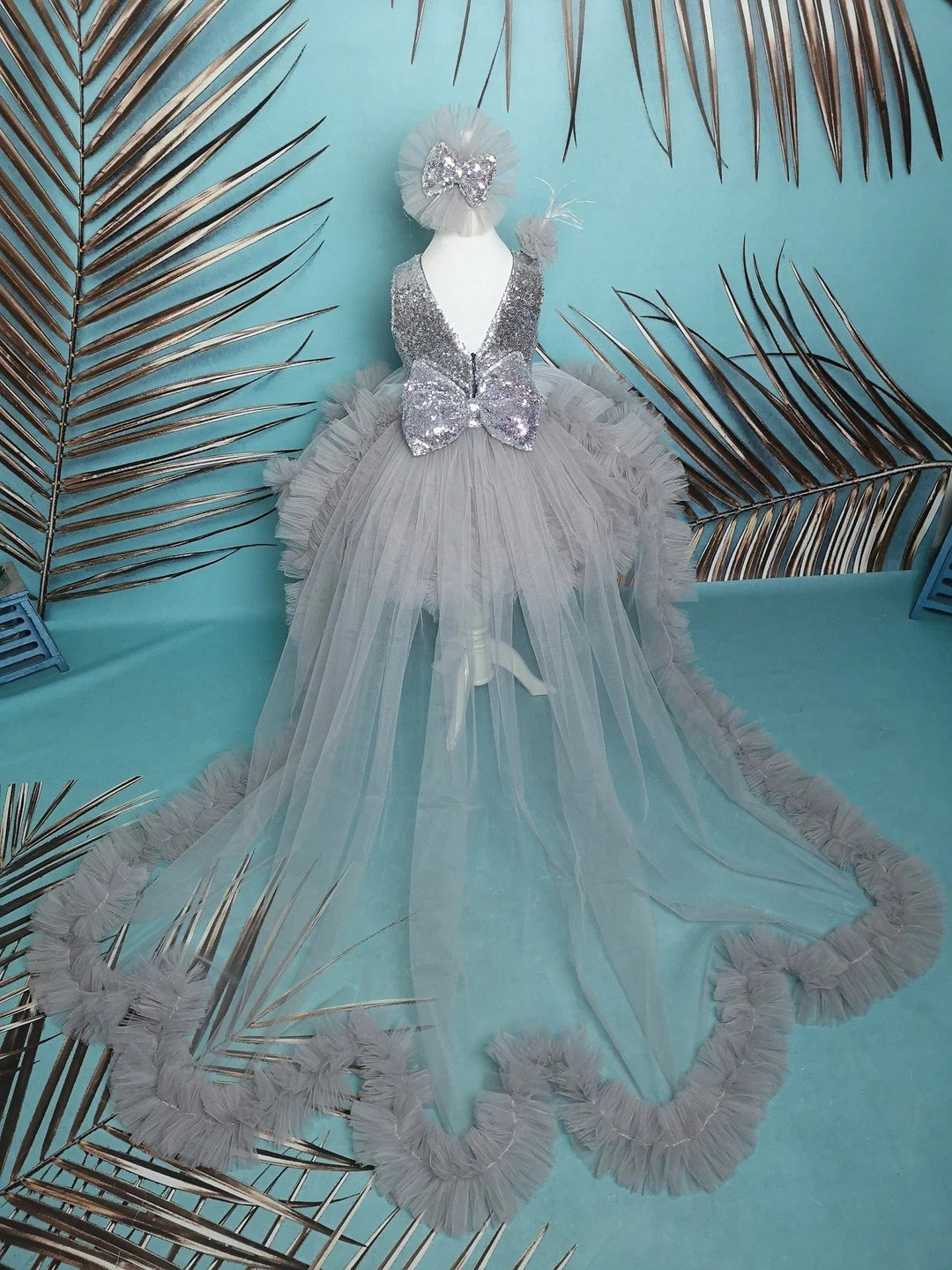 Sunnypetal Silver Kids 1st birthday Prom Pageant Dress Long Puffy Tutu Train