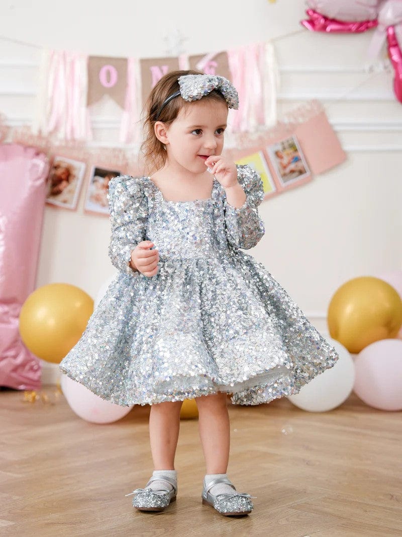 Sunnypetal Silver Sequin Long Sleeves Square Neck Knee-Length Flower Girl Dresses