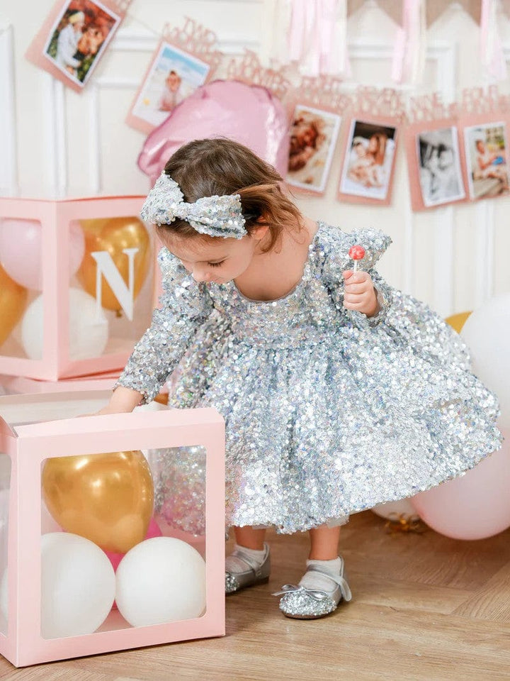 Sunnypetal Silver Sequin Long Sleeves Square Neck Knee-Length Flower Girl Dresses