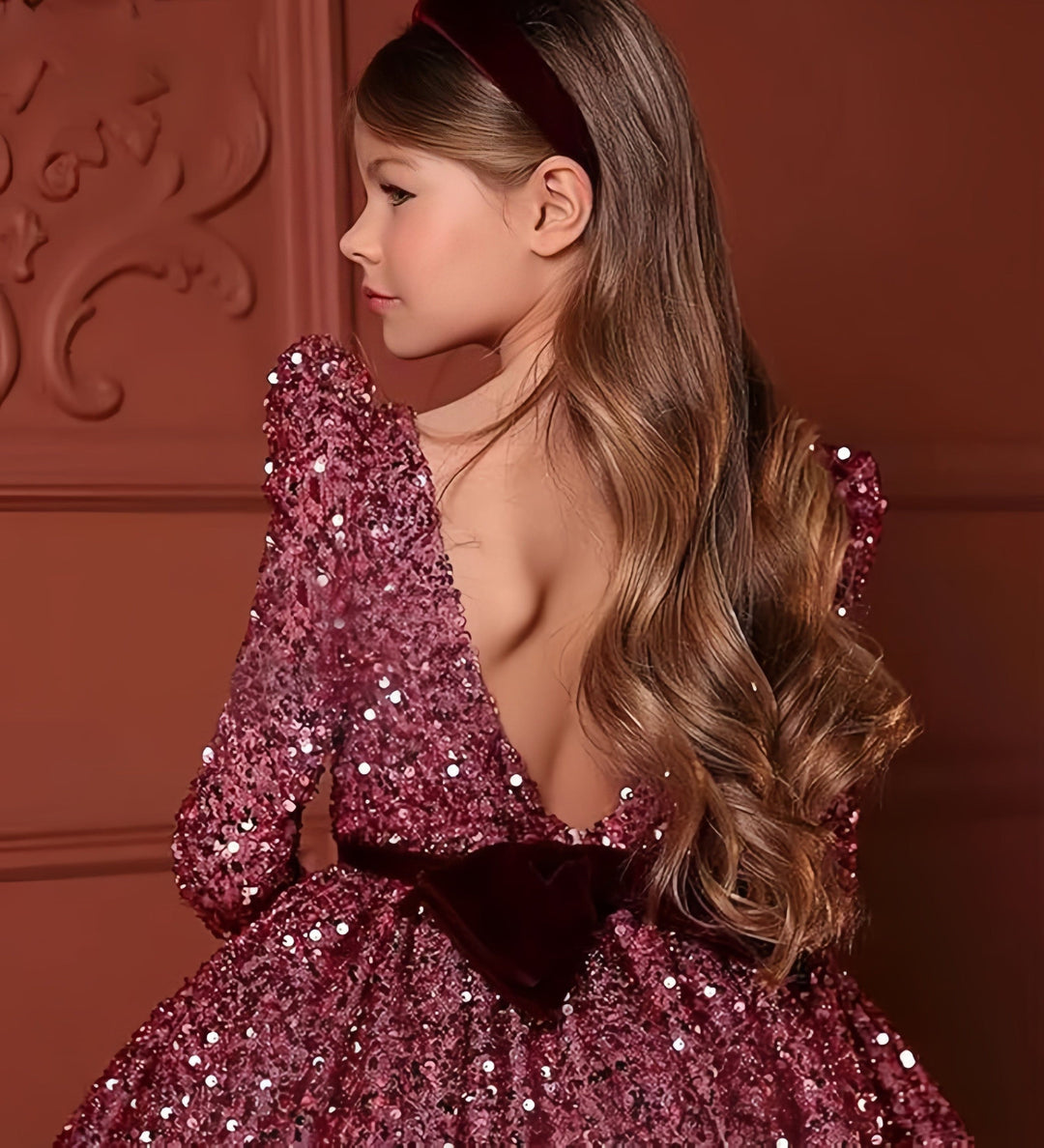 Sunnypetal Sparkly V-Neck Sequin Flower Girl Dress Birthday Party Pageant Gown