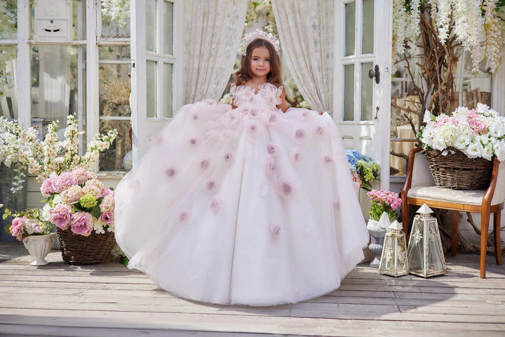 Sunnypetal Whimsical Dream Princess Tulle Flower Girl Wedding Gown with 3D Flowers