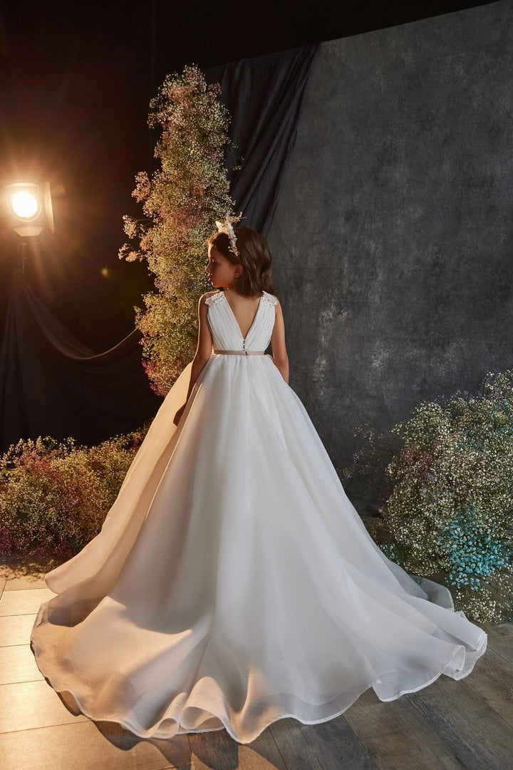 Sunnypetal White Chiffon Pleated V-Neck Sleeveless Ball Gown Flower Girl Dresses