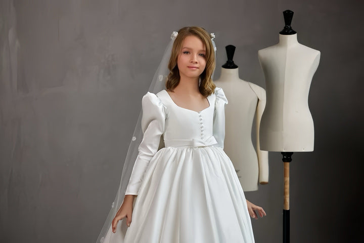 Sunnypetal White Gorgeous Satin Ball Gown Flower Girl Dresses First Holy Communion Dress