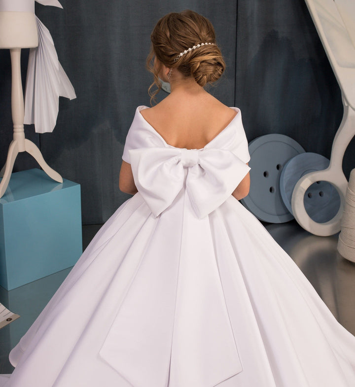 Sunnypetal White Off Shoulder Satin Ball Gown Bow Princess Flower Girl Dress