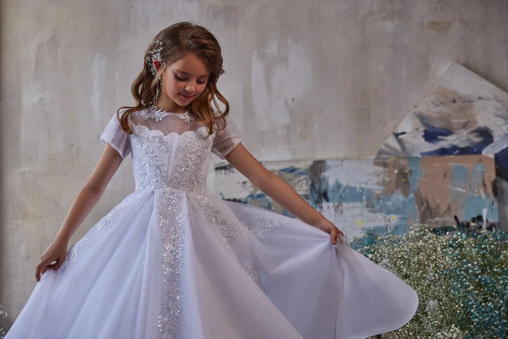 Sunnypetal White Short Sleeves Floral Embroidery Sequins Flower Girl Dresses for Wedding