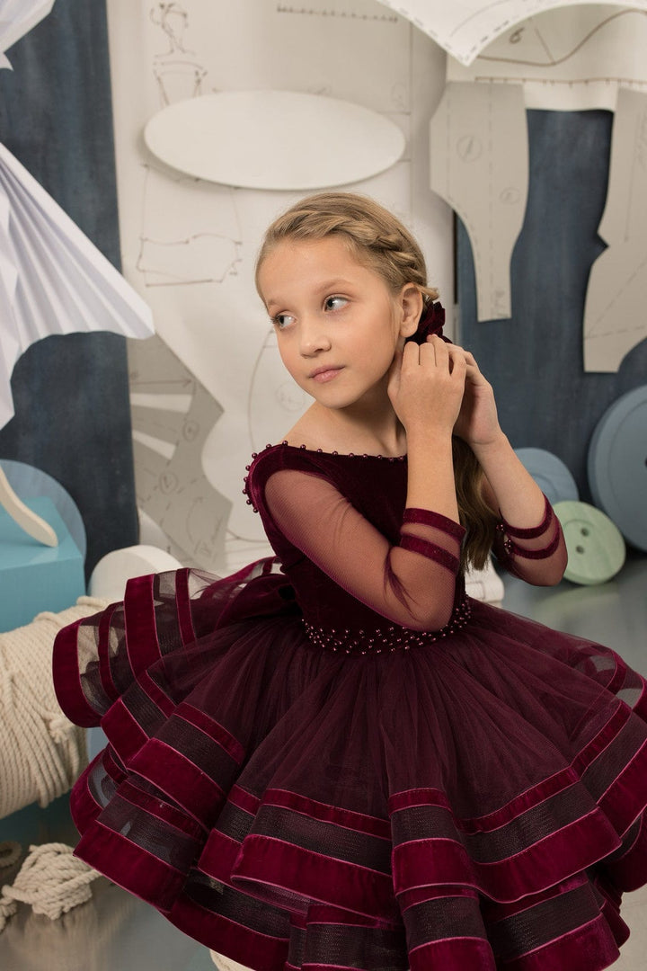 Sunnypetal Wine Red V Back Velvet Bow Tulle Knee-Length Ball Gown Flower Girl Dresses