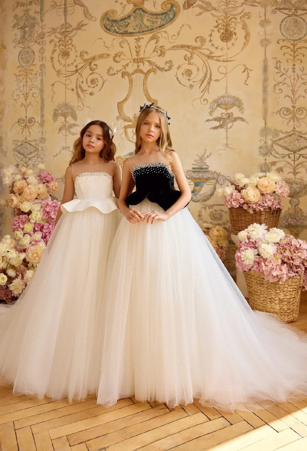 3m / Black(Velvet) + Ivory Sunnypetal Sleeveless Ivory Tulle Princess Flower Girl Dresses