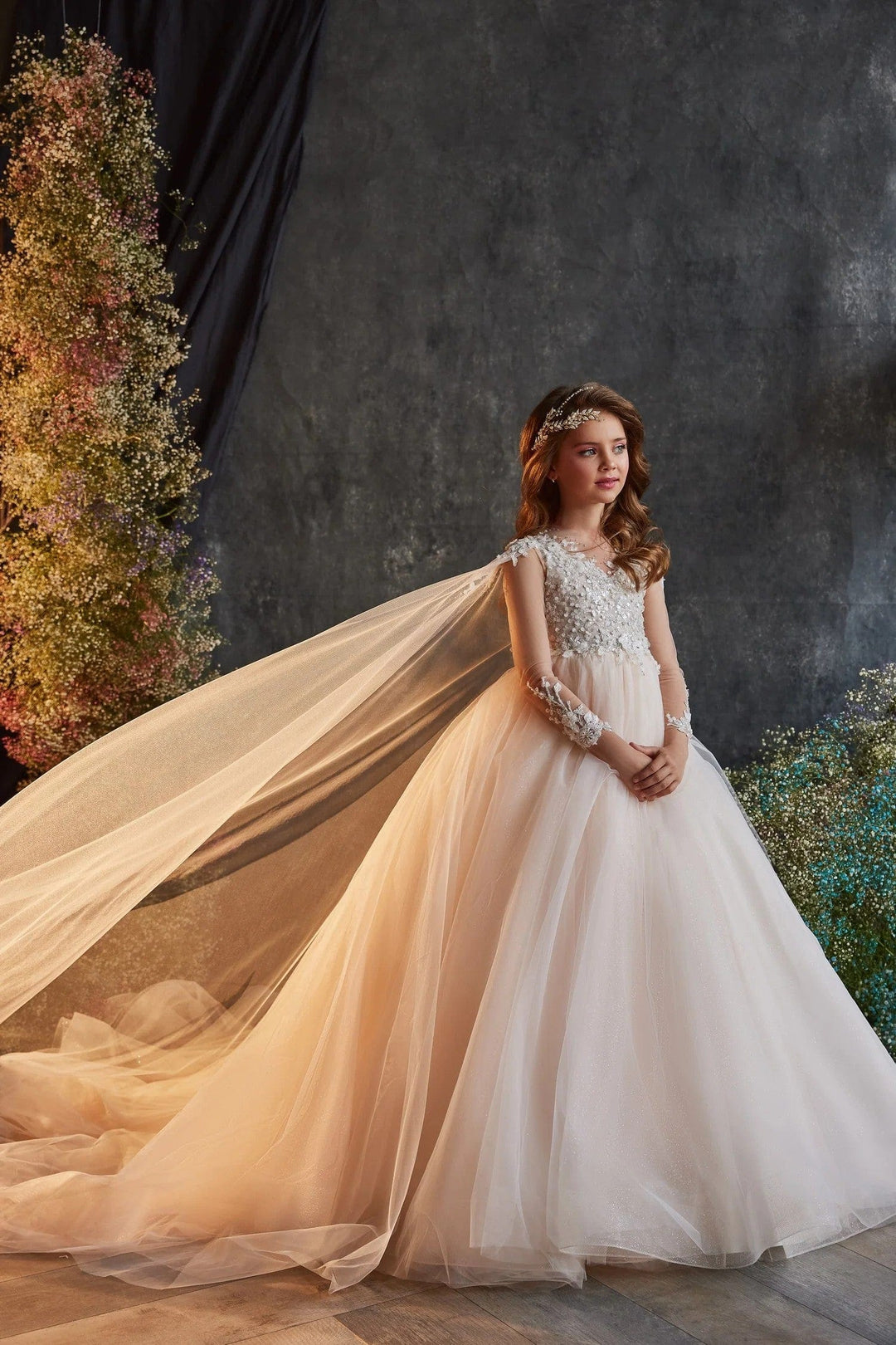 3m / Champagne Sunnypetal Elegant Tulle Flower Girl Dress Communion Pageant Gown with Cloak Sleeves