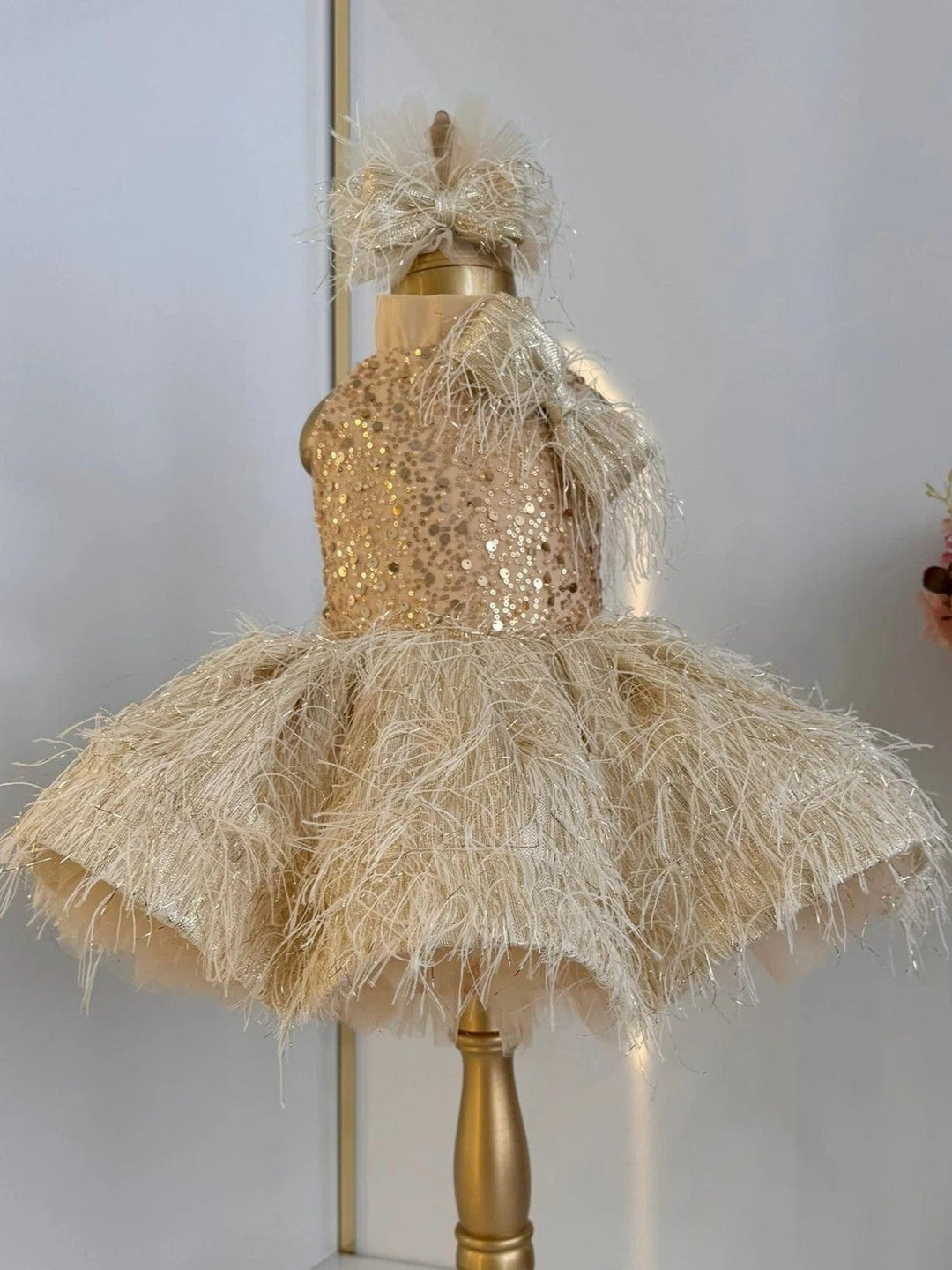 3m / Gold Sunnypetal Gold High Neck Sleeveless Flower Girl Dresses with Feathers&Sequins