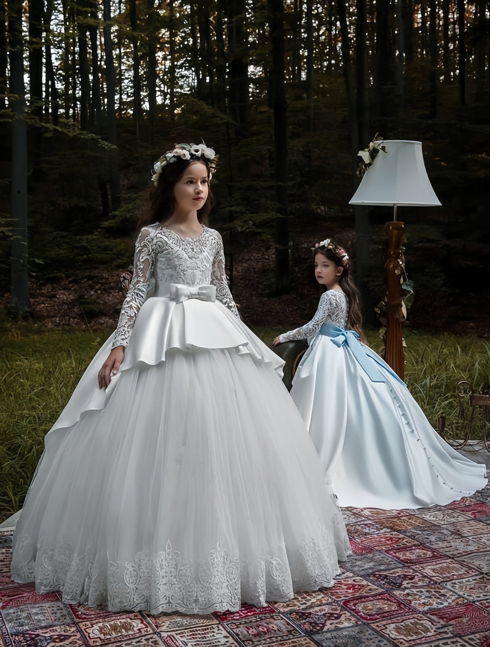 3m / White Sunnypetal Long Sleeve Lace Appliques Ball-Gown Flower Girl Dresses with Bow