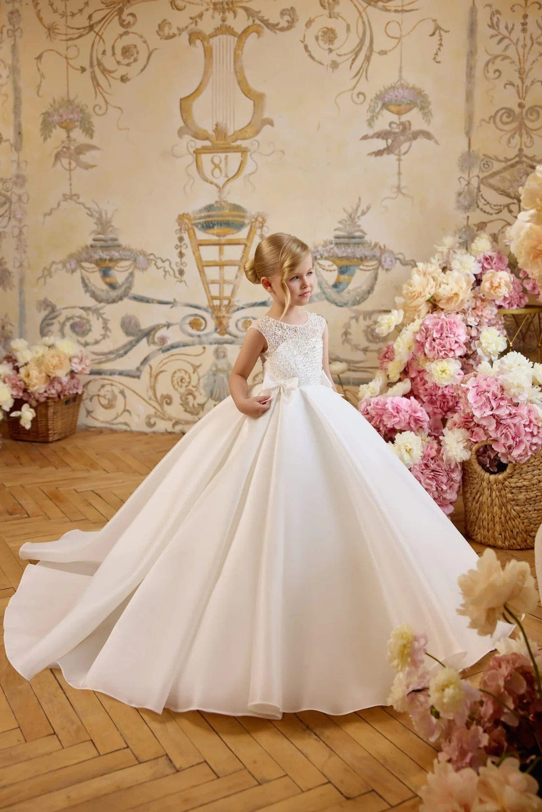 3m / White Sunnypetal Pearl-Embellished Ball Gown Flower Girl Dress with Satin Bow