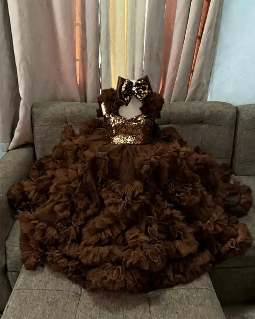Brown / 18m Sunnypetal Luxury Hot Pink Ruffle Tulle Flower Girl Ball Gown with Sequin Bow