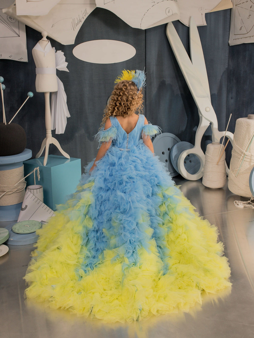 Sunnypeal Bright Blue and Yellow Ombre Fluffy Tulle Dress Pageant Birthday Ball-Gown
