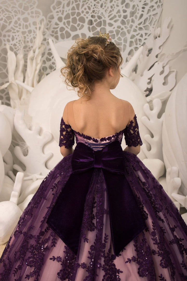 Sunnypetal Ball-Gown Off-The-Shoulder Flower Girl Dresses Half Sleeves Floral Appliques Sequins Tulle Dress