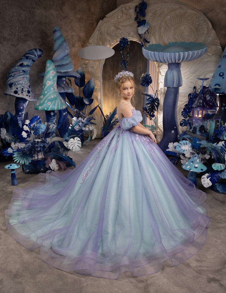 Sunnypetal Charming Off-The-Shoulder Ball Gown Flower Girl Dresses with  Lace Appliques/Sequins