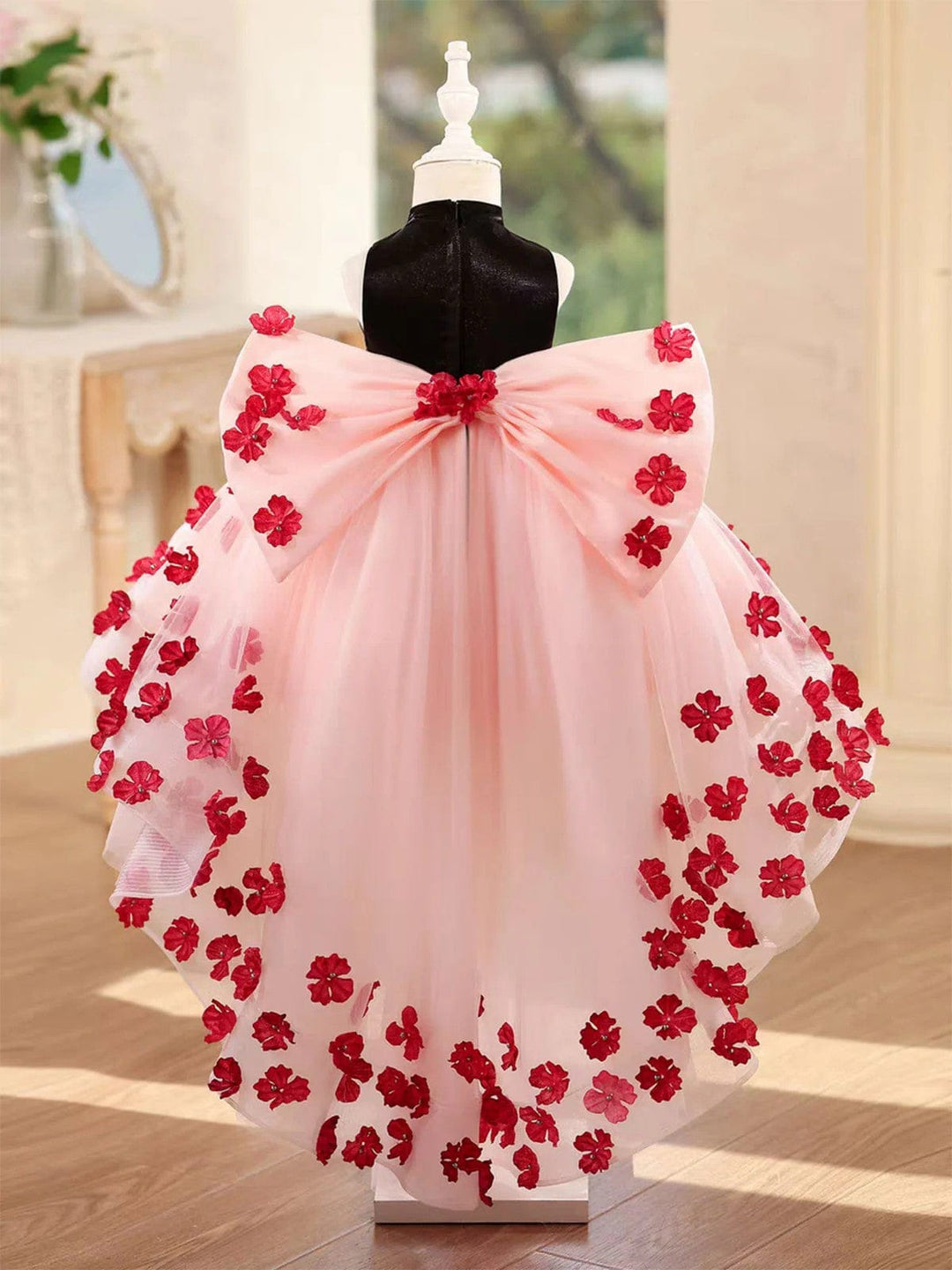 Sunnypetal Elegant Black & Blush Tulle Flower Girl Dress with 3D Floral Appliqués and Bow