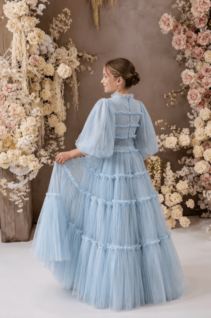 Sunnypetal Elegant Ivory Tiered Tulle First Communion Dress for Girls with Bow Waist