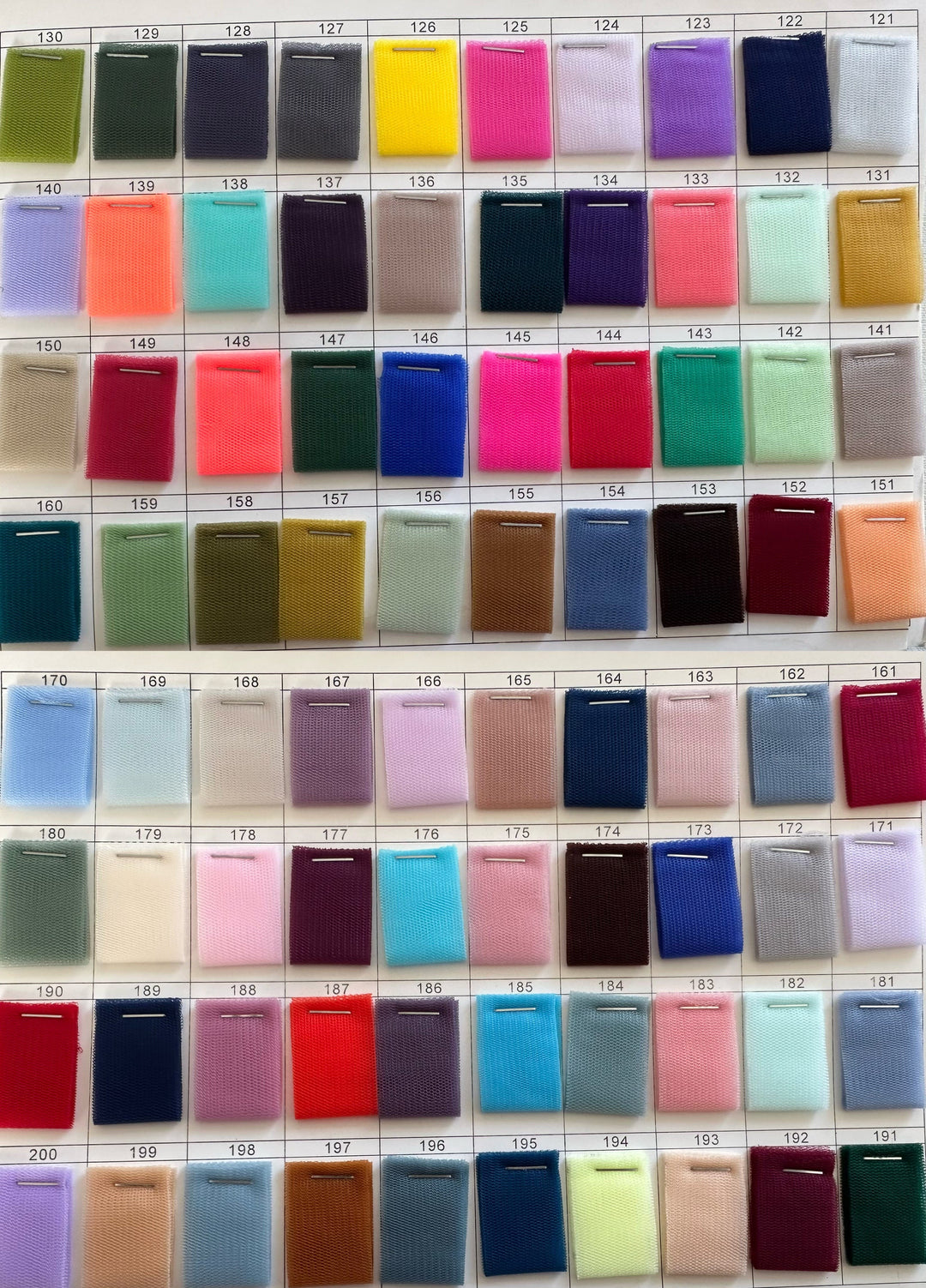 Sunnypetal Elegant Off-Shoulder Tulle Ball Gown Flower Girl Dress with 3D Floral Appliqués