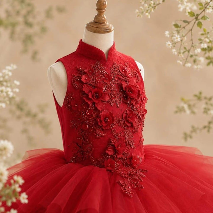 Sunnypetal Elegant Red Floral Tulle Ball Gown Flower Girl Dress with 3D Appliqués