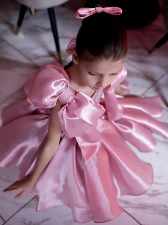 Sunnypetal Elegant Rose Gold Satin Tulle Princess Flower Girl Dress with Shoulder Bow