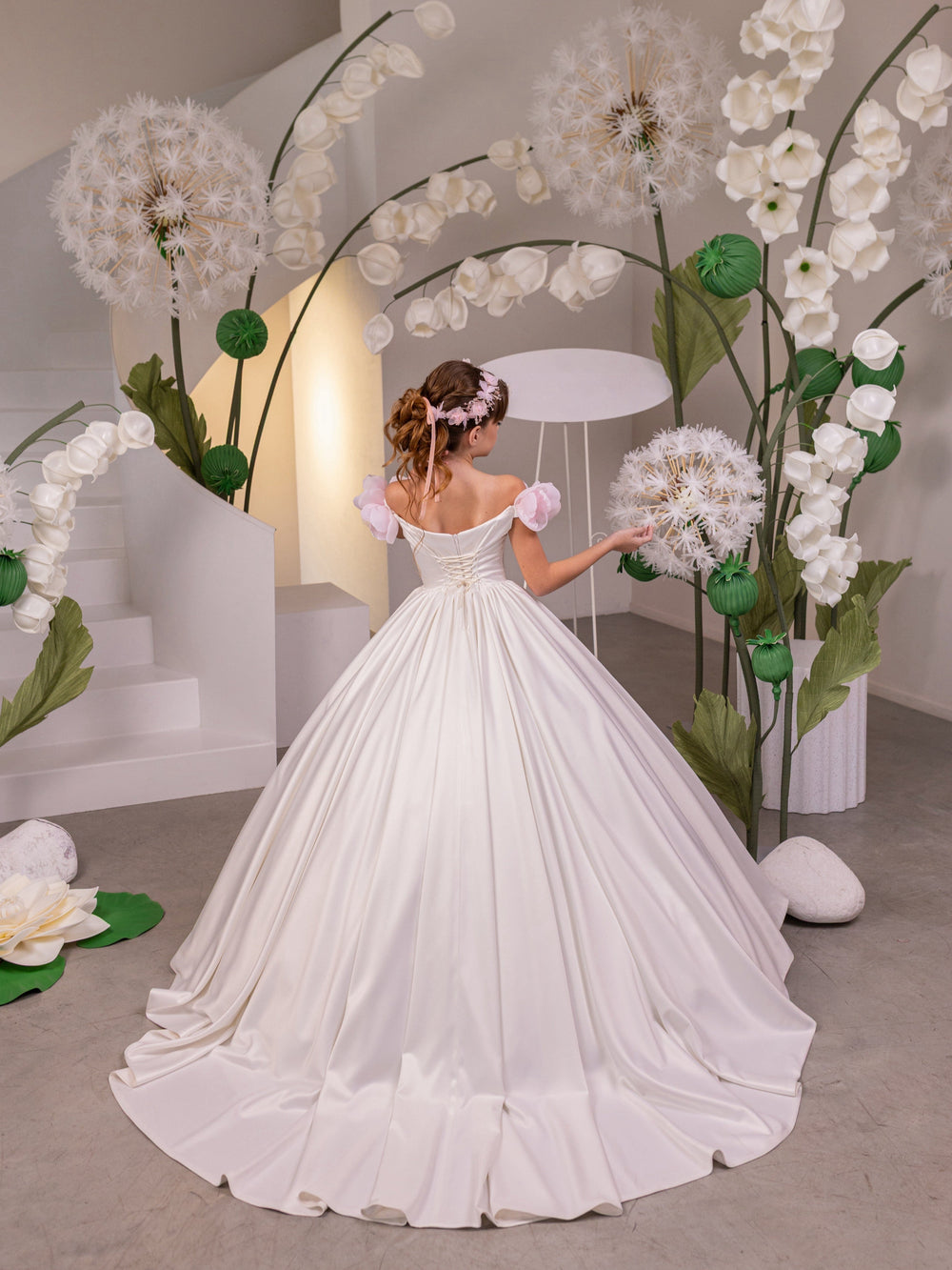 Sunnypetal Elegant Sweetheart Off-the-Shoulder Satin Flower Girl Dress with 3D Floral