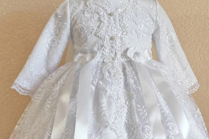 Sunnypetal Elegant White Lace Long Sleeves Christening Baptism Baby Girl Dress