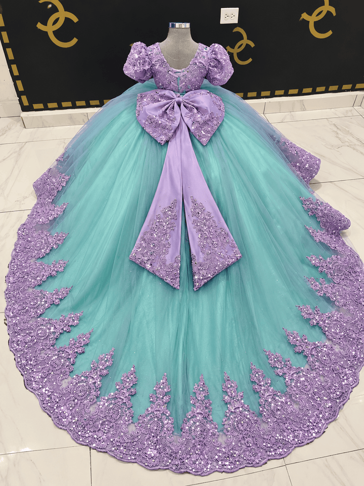 Sunnypetal Enchanted Mint Green &amp; Lavender Lace Flower Girl Dress with Oversized Bow