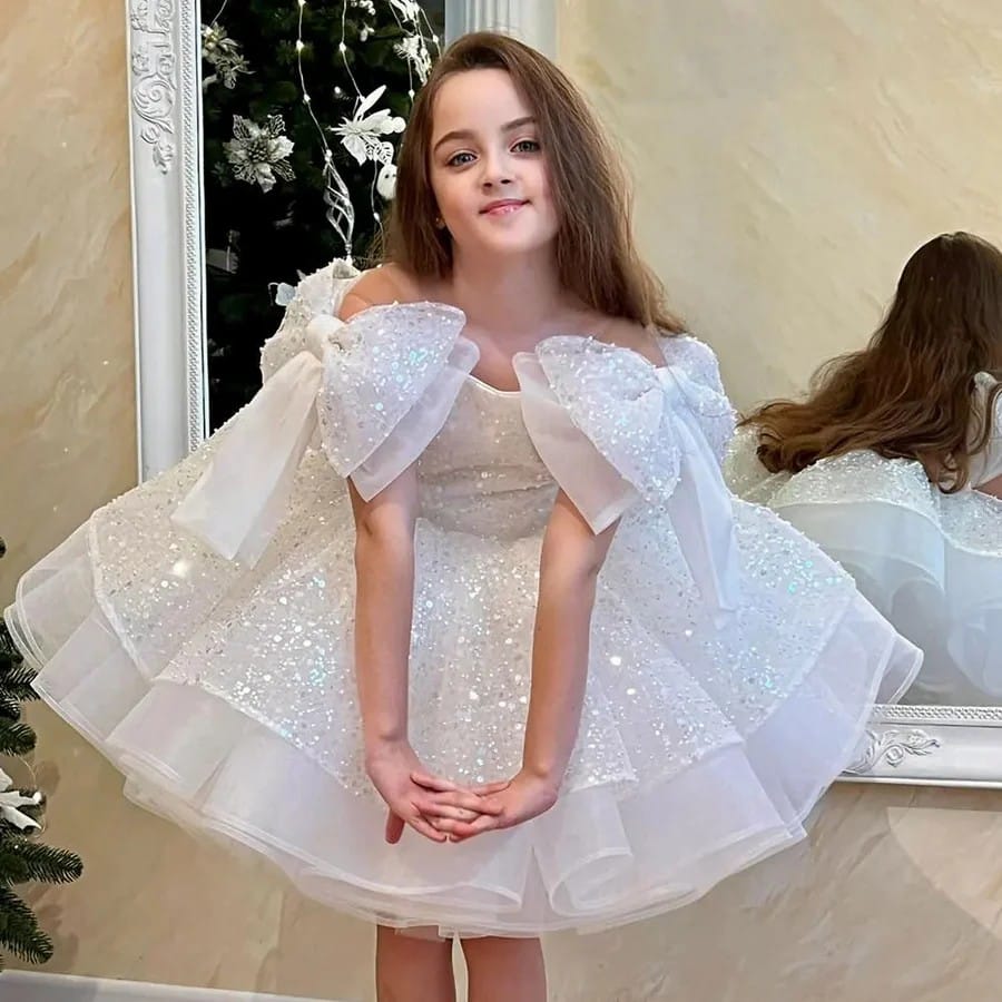 Sunnypetal Glitter Sequin Tulle Knee-Length Flower Girl Dresses