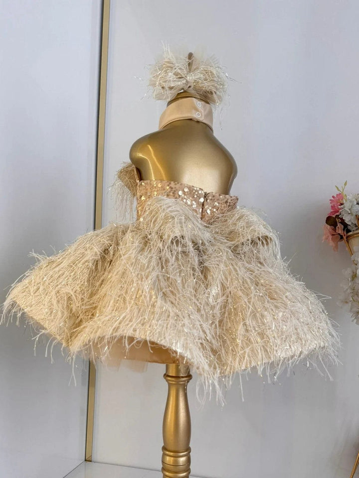 Sunnypetal Gold High Neck Sleeveless Flower Girl Dresses with Feathers&Sequins