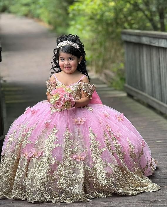 Sunnypetal Gorgeous Gold Appliqués Tulle Flower Girl Ball Gown with Bow and 3D Butterflies
