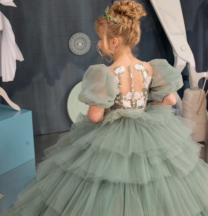 Sunnypetal Grey Green Tulle Puff Sleeve Flower Girl Puffy Tiered Dresses