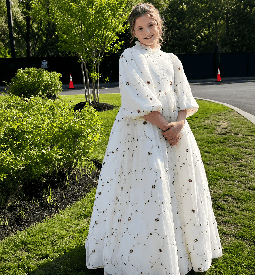 Sunnypetal High Waisted Embroidery Flower Girl Princess First Communion Dress