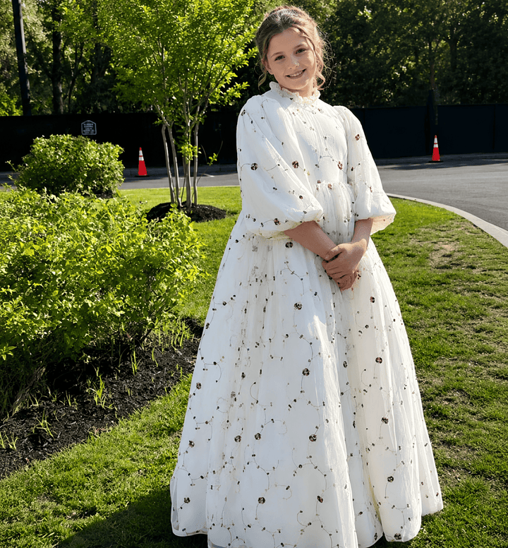 Sunnypetal High Waisted Embroidery Flower Girl Princess First Communion Dress