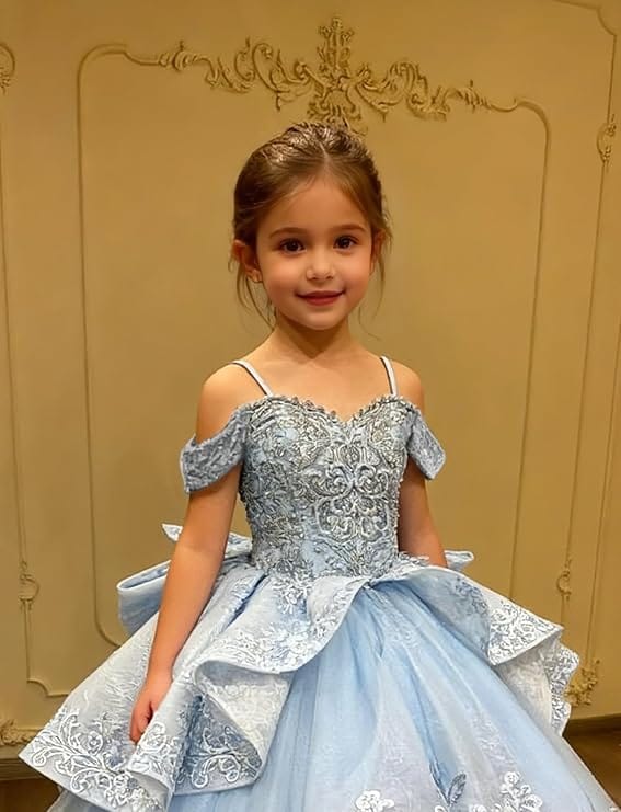 Sunnypetal Lace Appliqué Layered Tulle Ball Gown Flower Girl Pageant Dress with Bow