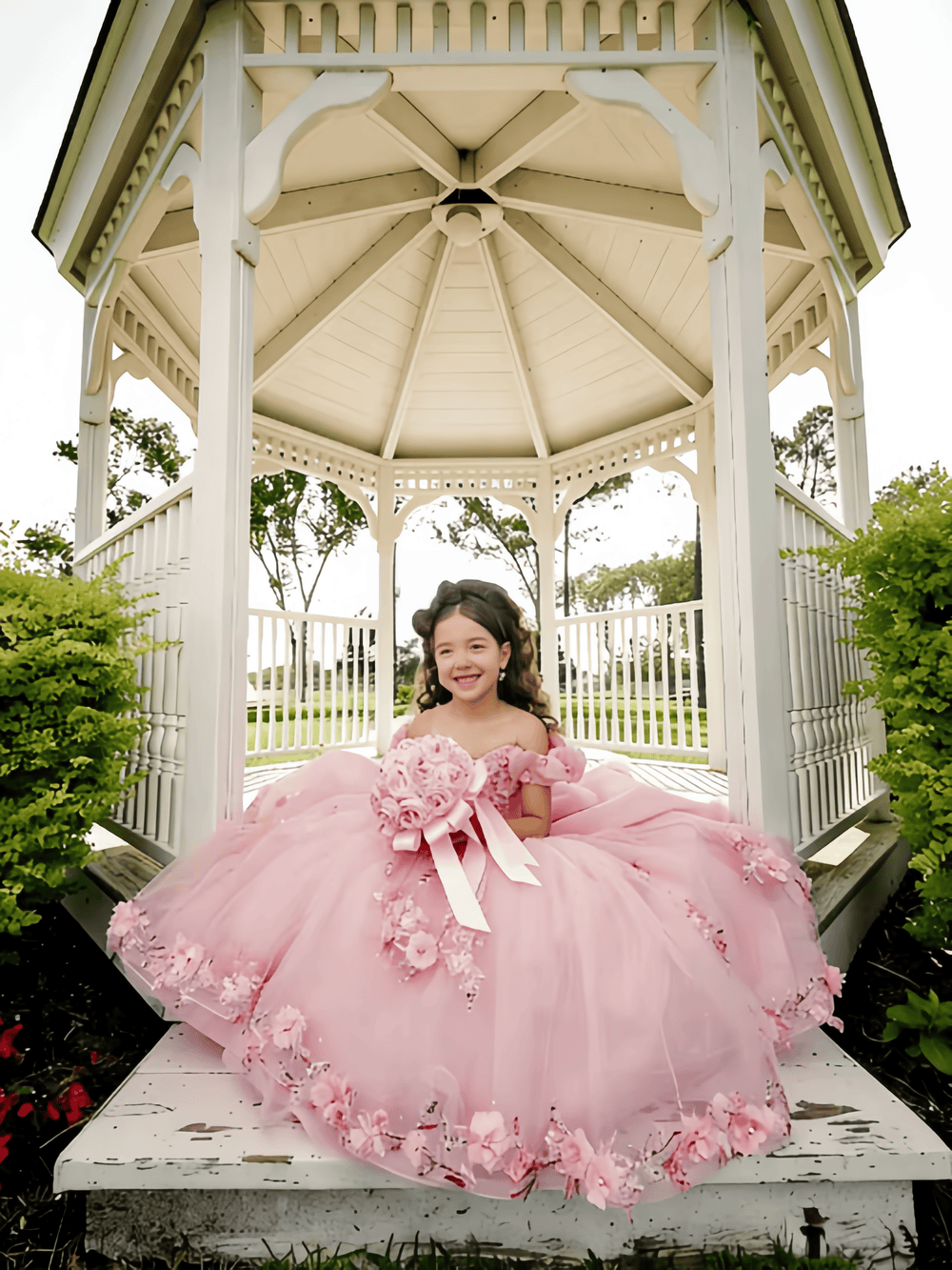 Sunnypetal Layered Tulle Off-Shoulder Flower Girl Pageant Dress with 3D Floral
