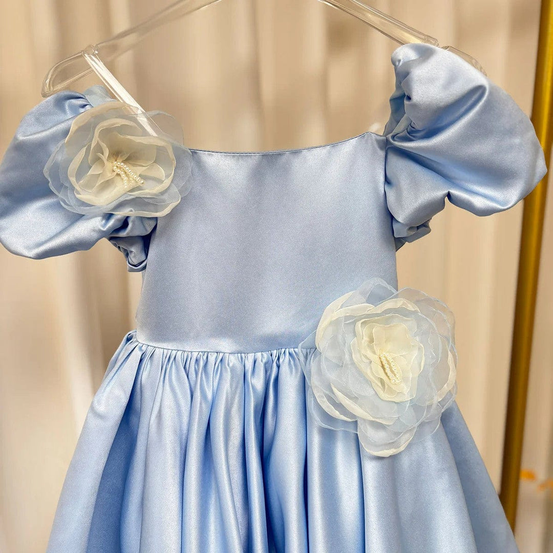 Sunnypetal Light Blue Blossom – Puff Sleeve Satin Flower Girl Dress