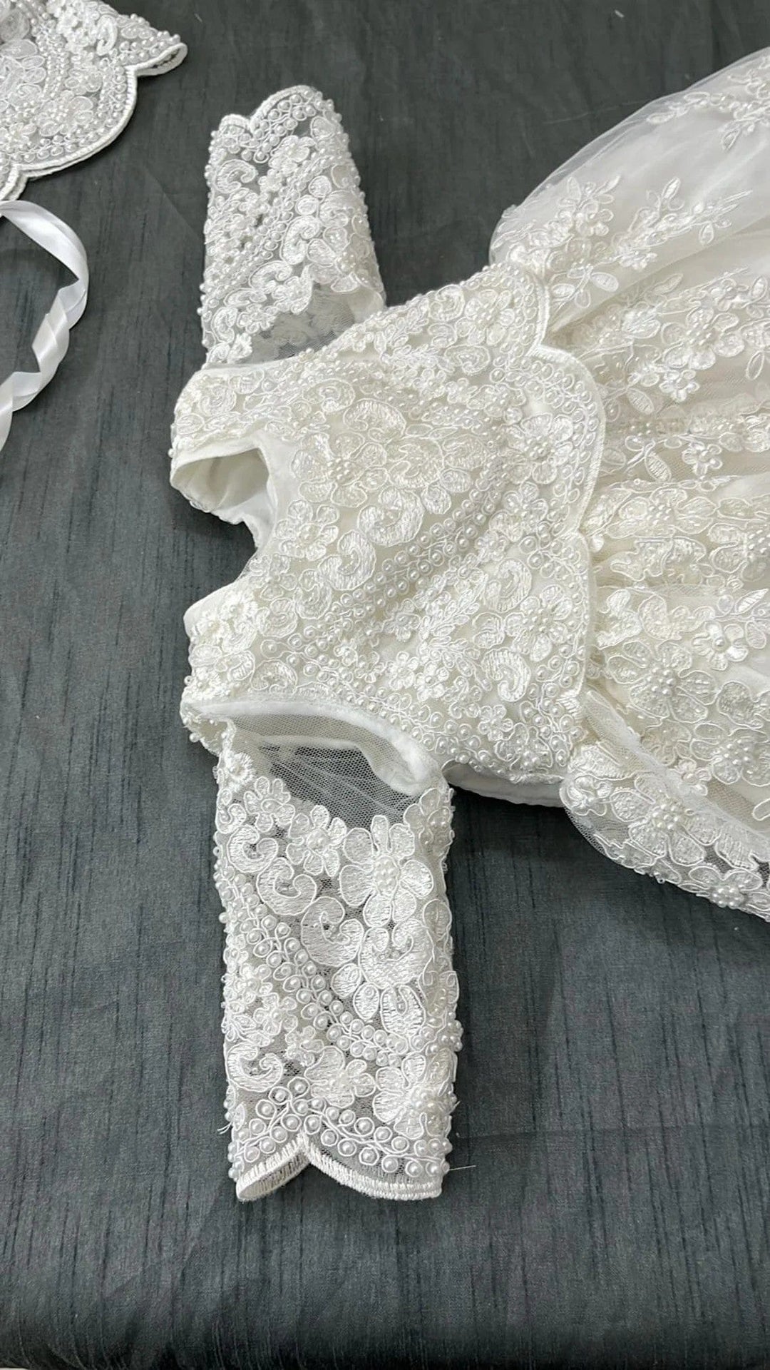 Sunnypetal Long Sleeves Lace Baby Baptism Dress Christening Gown Girl