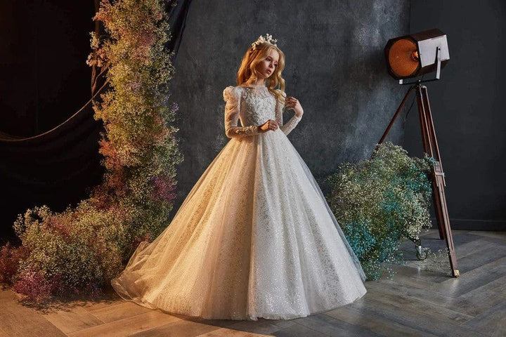 Sunnypetal Luxurious White Sparkle Flower Girl Gown
