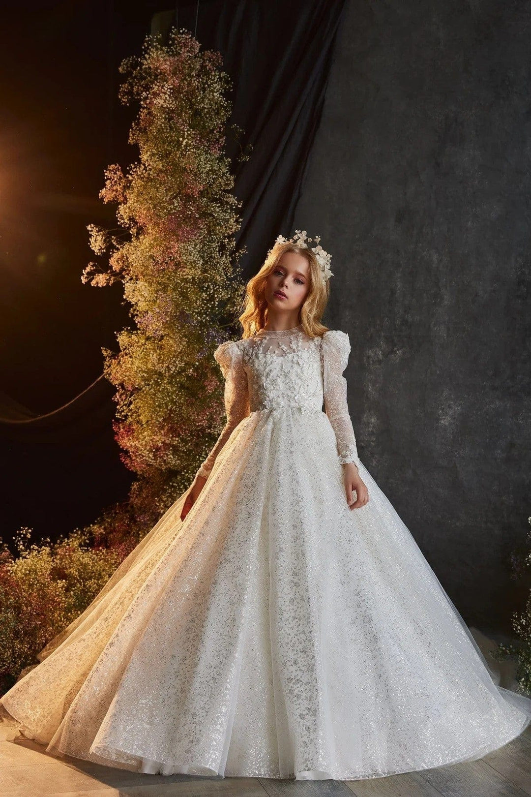Sunnypetal Luxurious White Sparkle Flower Girl Gown