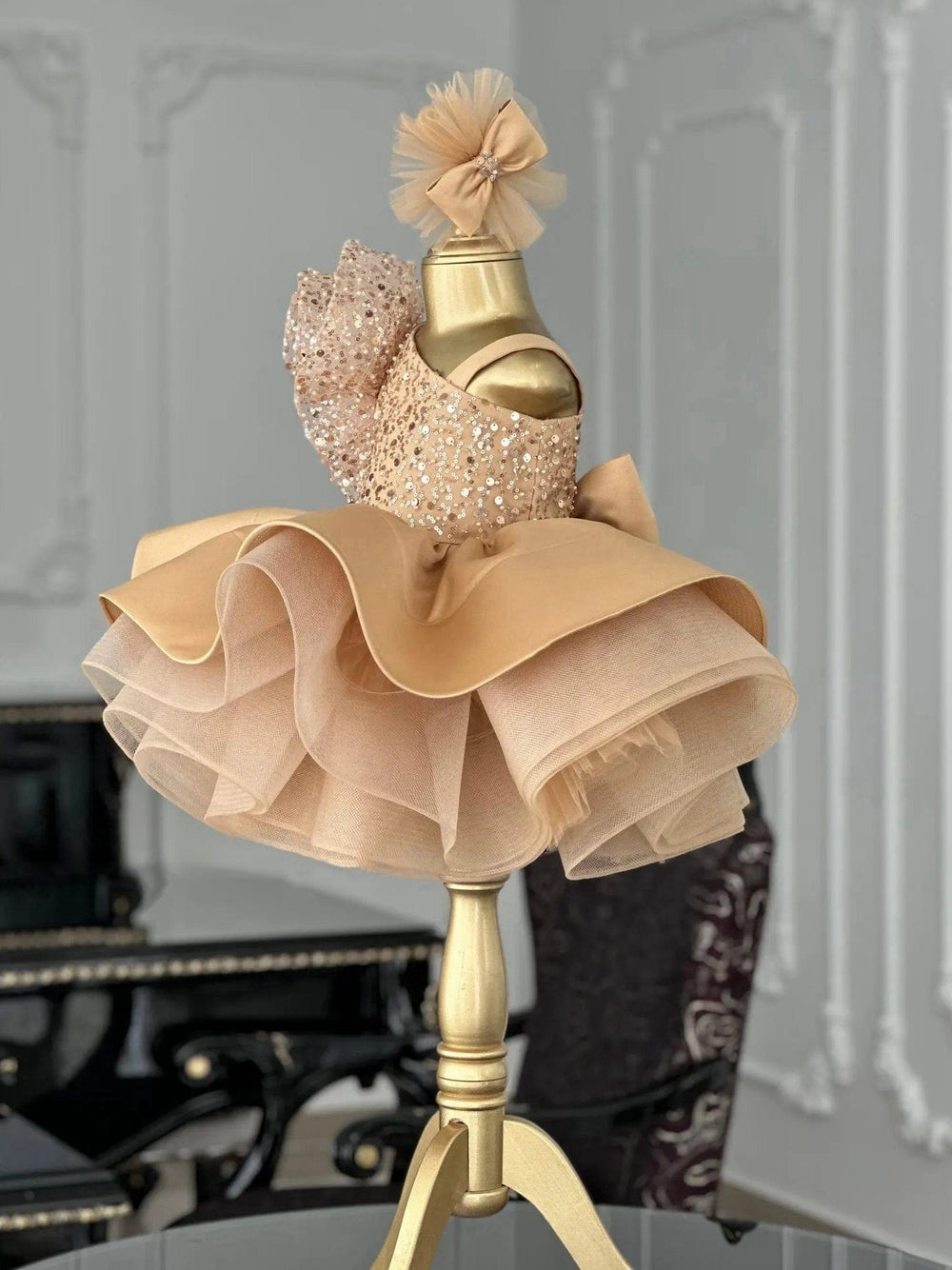 Sunnypetal Luxury Champagne Ruffled Tulle Flower Girl Dress for Special Occasion
